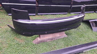 Audi A8 D3 naraznik zadne svetla dvere - 5