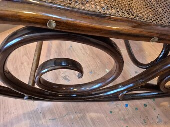 Predám hojdacie kreslo - 5