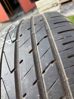 Letné a zimné pneumatiky 235/50R19 99V - 5