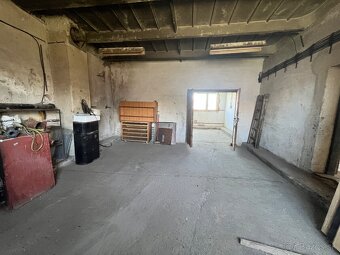 Predaj-veľkometrážne garáže, 382 m2, poz. 882 m2, V. Šariš - 5