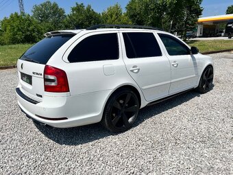 Škoda Octavia Combi 2.0 TDI CR DPF RS DSG - 5