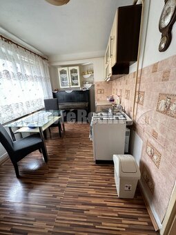 Na predaj 2-izbový veľký byt za výbornú cenu - 5