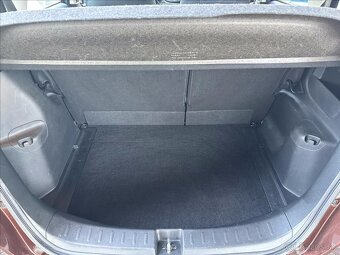 Honda Jazz 1.2 66kW 2012 122461km 1.majitel TAŽNÉ - 5