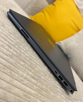 Notebook HP Pavilion 15 (i5/8GB/256+512/W11) - 5