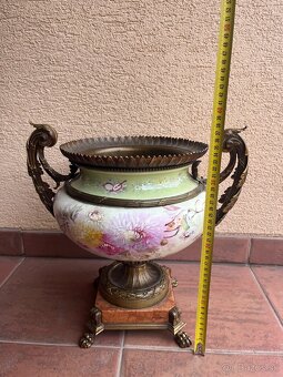 Porcelánový kvetináč s bronzovými prvkami - 5