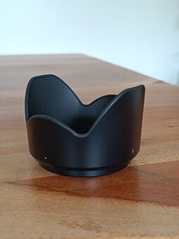 Nová slnečná clona H-FS1442A  na objektív Panasonic Lumix - 5