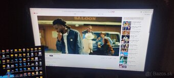 SAMSUNG 28" UHD LED displej 4K - 5