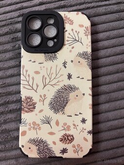 iPhone 16 pro max - kryty - 5