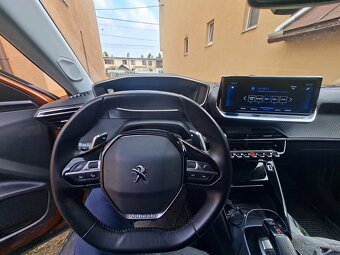 Predám Peugeot 2008 1.2 Allure, r.v 2020, - 5