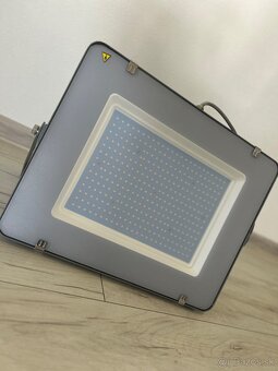 Led halogén 300W - 5