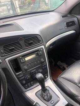 Rozpredam Volvo S60  120 kw - 5