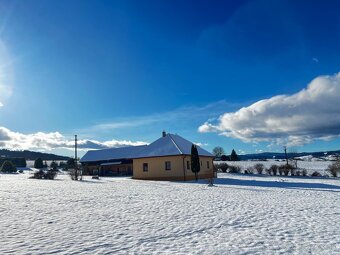 Zrekonštruovaný RD s hospodárskou budovou. - 5