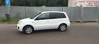 Ford fusion - 5