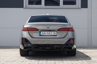 BMW Rad 5 520d mHEV xDrive A/T - AJ NA SPLÁTKY - 5
