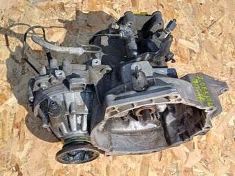 VW New Beetle (1998-2008) 2.0 prevodovka - 5