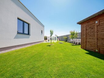 Nadštandardný DOM a POZEMOK - Nitra, Malý Lapáš - 5