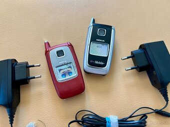 Nokia 6103 a Nokia 6101 - 5