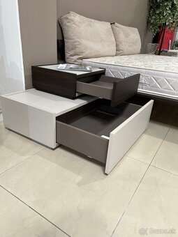 Moderná talianska posteľ PIUMA s KOMODAMI - 5