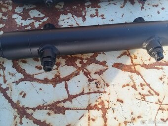 Hydraulický valec obojstranný - 5