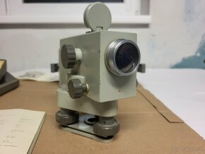 Nivelačný prístroj ZEISS - 5
