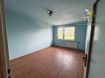 Veľký 3 izbový byt s balkónom predaj / Levice - 5