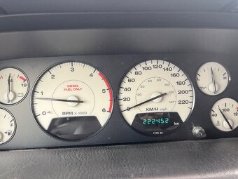 Jeep Grand Cherokee 2.7 - 5