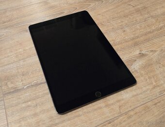 Apple iPad Air 3 64GB Cellular - 5