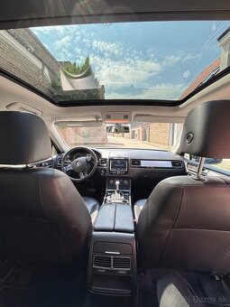 Volkswagen Touareg 3.0 - 5