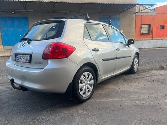 Toyota Auris 1.4VVTi 2009 - 5