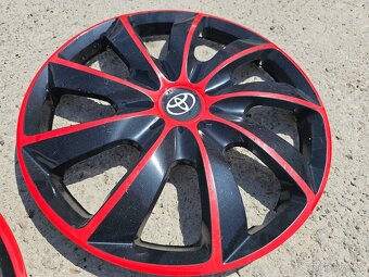 Puklice Toyota Corolla 17" - 5