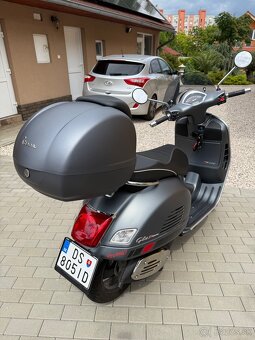 Vespa GTS 300 - 5