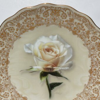 Porcelánové taniere vydané na pamiatku Lady Diany - 5