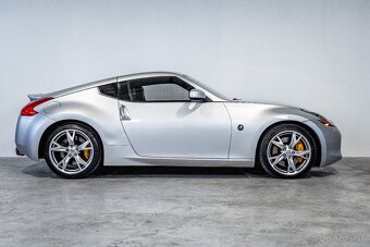 Nissan 370Z 3.7 V6 Coupe - 5