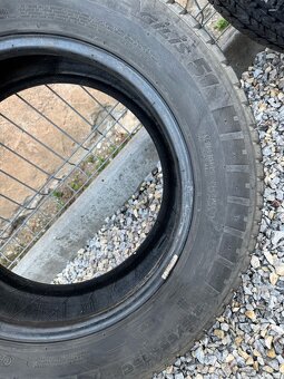 Zimne Michelin 215/65 R16C M+S - 5