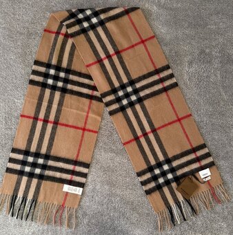 Burberry 100% kašmír šál - 5