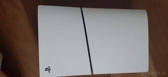 Predám Playstation 5 slim - 5