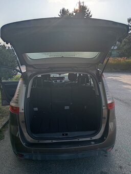 Predám Renault Scenic - 5