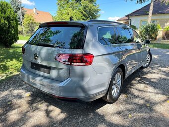 Volkswagen Passat Variant 2.0 TDI EVO DSG - 5