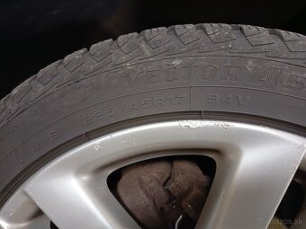 Disky 5x112 7Jx17 H2 ET54_VW group s pneu 225/45R17 94V - 5