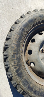 Predám pneu Lada Niva - 5