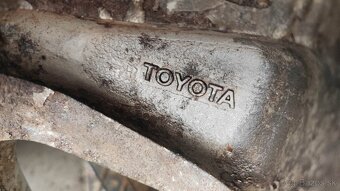 5x100 R15 Toyota Prius elektróny - 5