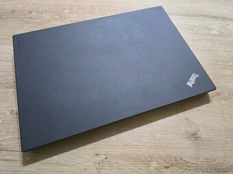Lenovo T470 plnefunkcne s 8gb ram 256gb ssd diskom a i5 proc - 5