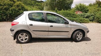 Peugeot 206 1,4 - 5