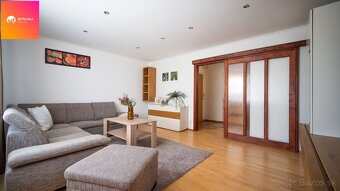 Na predaj 3-izbový byt s veľkým balkónom v žiadanej lokalite - 5