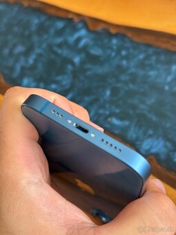 iPhone 13 128gb 100% bateria top stav - 5