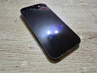 Iphone 14 PRO plnefunkcny v super stave na displeji nieje an - 5