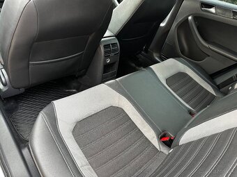 Volkswagen jetta highline - 5