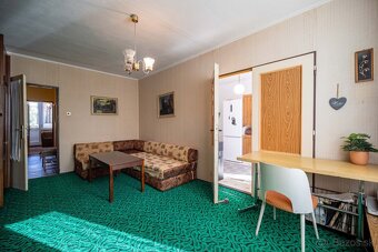 Udržiavaný 3-izbový byt v pôvodnom stave – Gagarinovo námest - 5