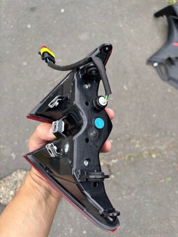 Aprilia RSV4 2023 jednotlive diely - 5