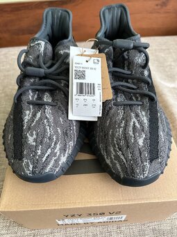 YEEZY BOOST 350 V2 - 5